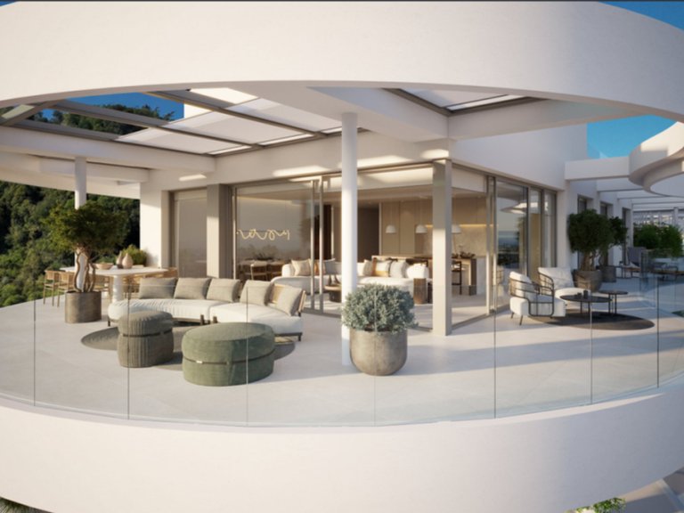 Penthouse for Sale in Marbella, Malaga 1