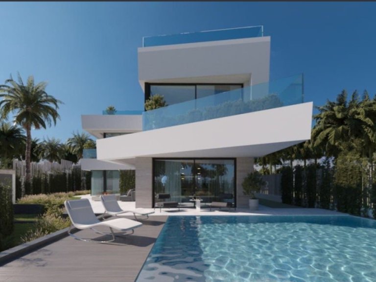 Villa for Sale in Hacienda Las Chapas, Malaga 2