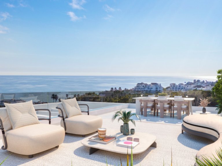 Penthouse for Sale in Estepona, Malaga 1