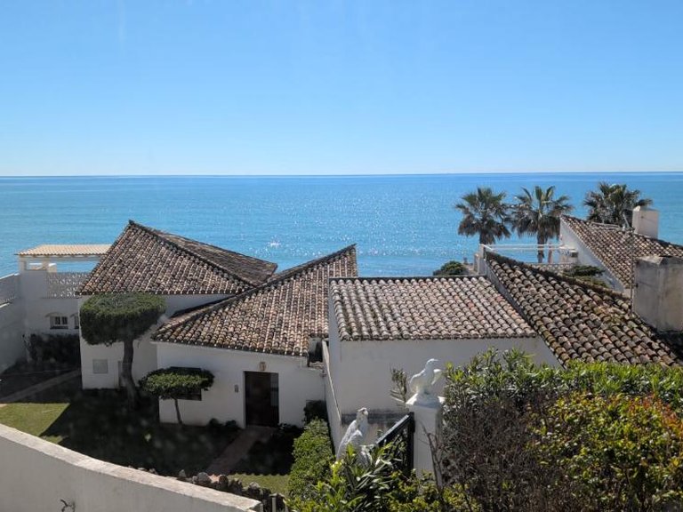 Villa for Sale in Estepona, Malaga 4