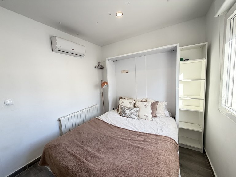 Villa for Sale in Villamartin, Alicante, 12
