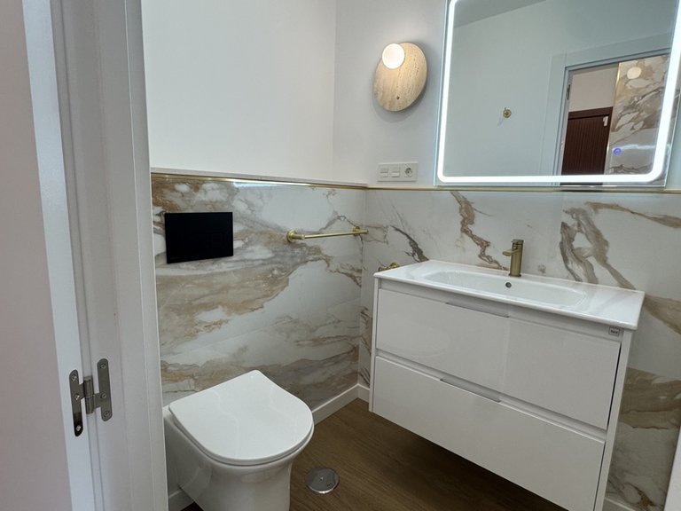 Apartment for Sale in Punta Prima, Alicante 15