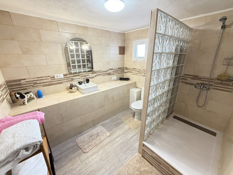 Villa for Sale in San Miguel De Salinas, Alicante 24