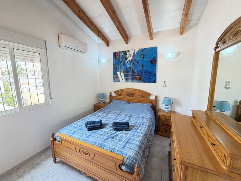 Villa for Sale in Villamartin, Alicante 8