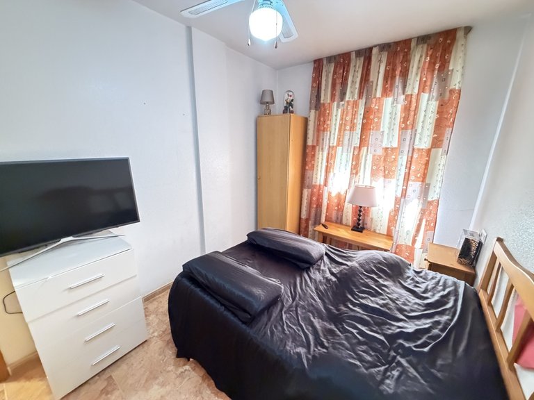 Apartment for Sale in Torrevieja, Alicante, 13