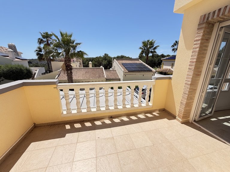Villa for Sale in Las Ramblas, Alicante 26