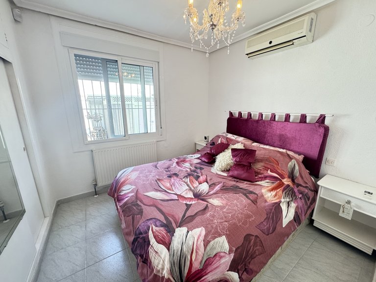 Villa for Sale in Villamartin, Alicante 7