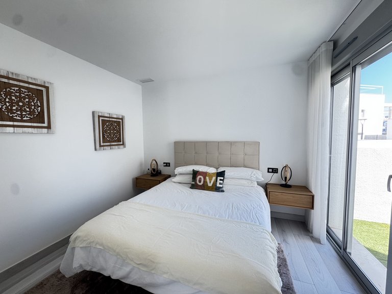 Villa for Sale in Cabo Roig, Alicante 11