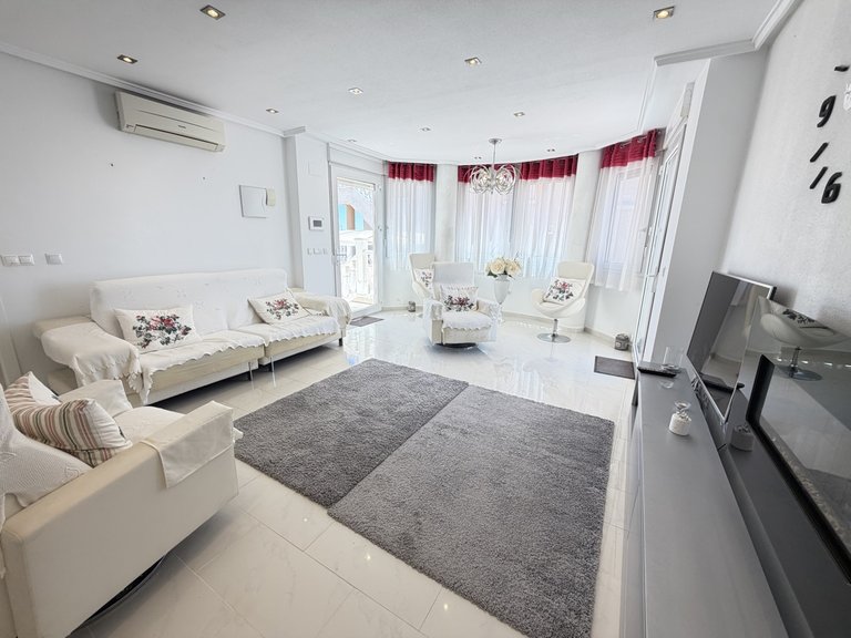 Villa for Sale in Torremendo, Alicante 6