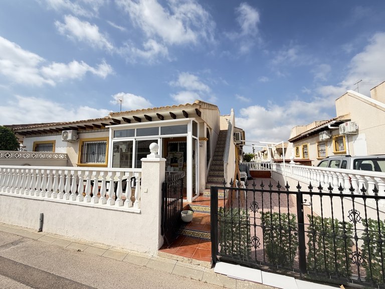 Apartment for Sale in La Zenia, Alicante 3
