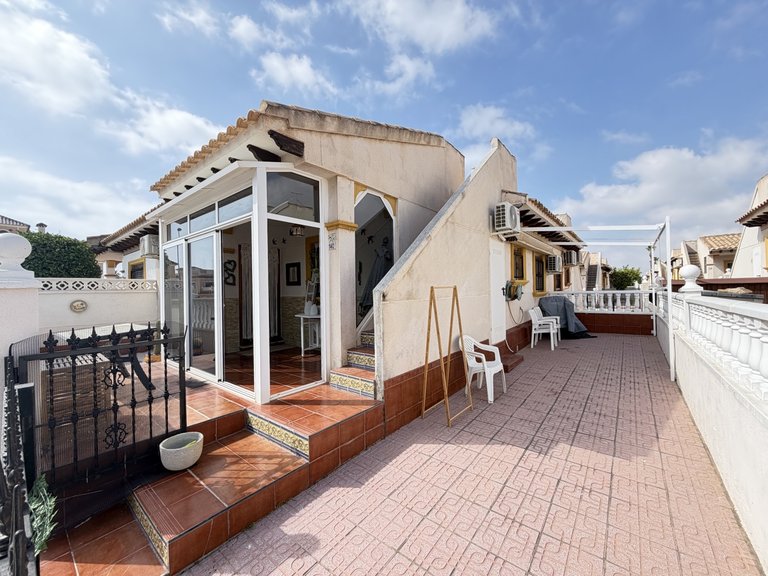 Apartment for Sale in La Zenia, Alicante 2