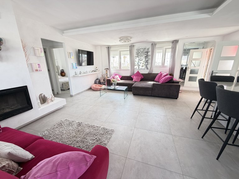 Villa for Sale in San Miguel De Salinas, Alicante 8