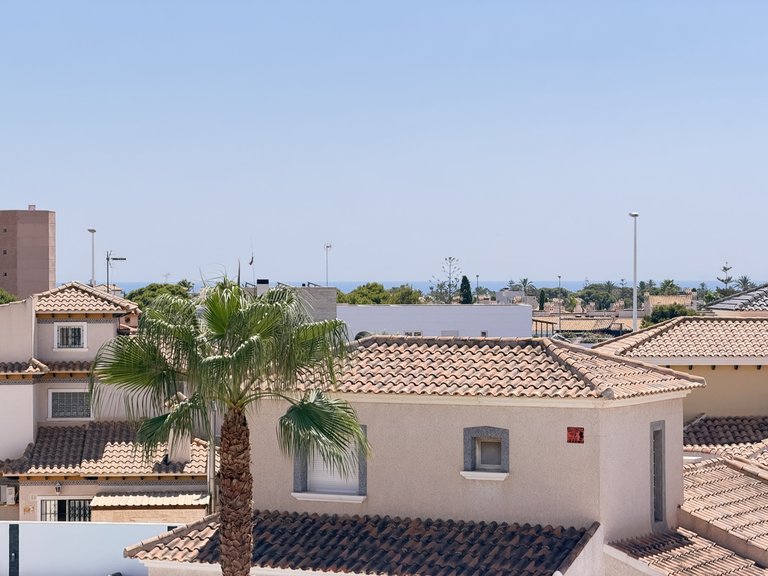 Apartment for Sale in La Zenia, Alicante 20