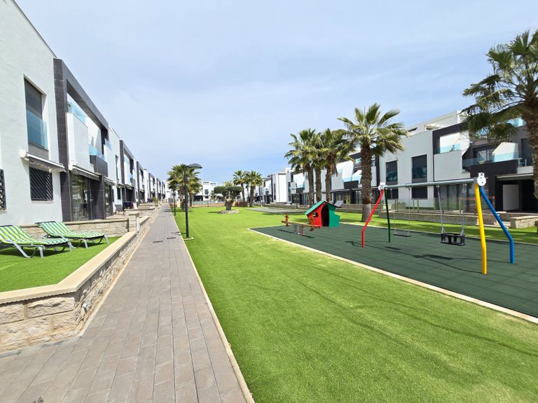 Apartment for Sale in Costa Blanca Orihuela Costa, Alicante 24