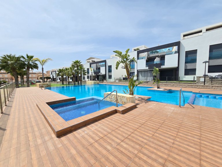 Apartment for Sale in Costa Blanca Orihuela Costa, Alicante 1