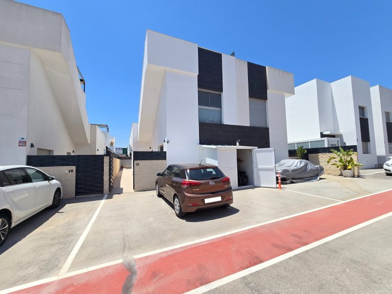Villa for Sale in Costa Blanca Ciudad Quesada, Alicante 3