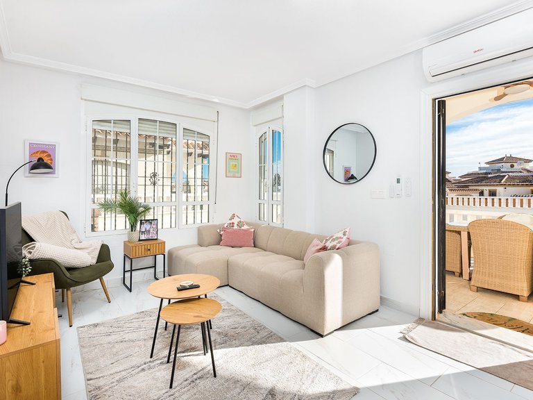 Town House for Sale in Lomas de Cabo Roig, Orihuela Costa, Alicante 8