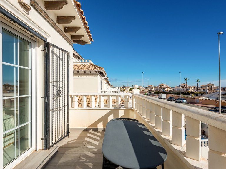 Town House for Sale in Lomas de Cabo Roig, Orihuela Costa, Alicante 36