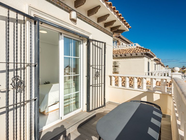 Town House for Sale in Lomas de Cabo Roig, Orihuela Costa, Alicante 34