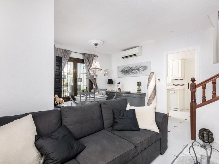 Town House for Sale in Cabo Roig, Alicante 18