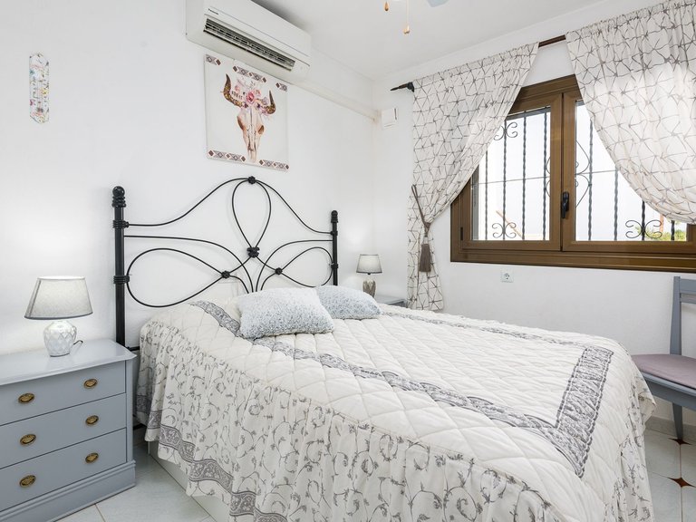 Town House for Sale in Cabo Roig, Alicante 34