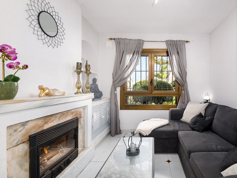 Town House for Sale in Cabo Roig, Alicante 13