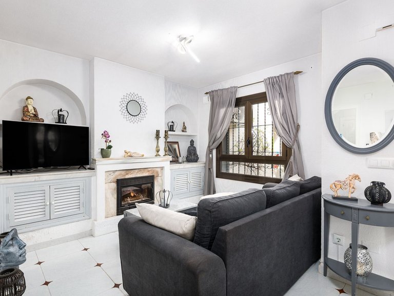 Town House for Sale in Cabo Roig, Alicante 16