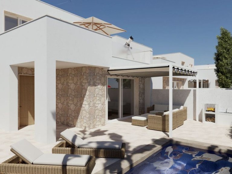 Villa for Sale in Hondón De Las Nieves, Alicante 1