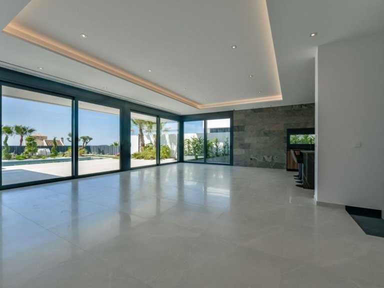 Villa for Sale in Finestrat, Alicante 6