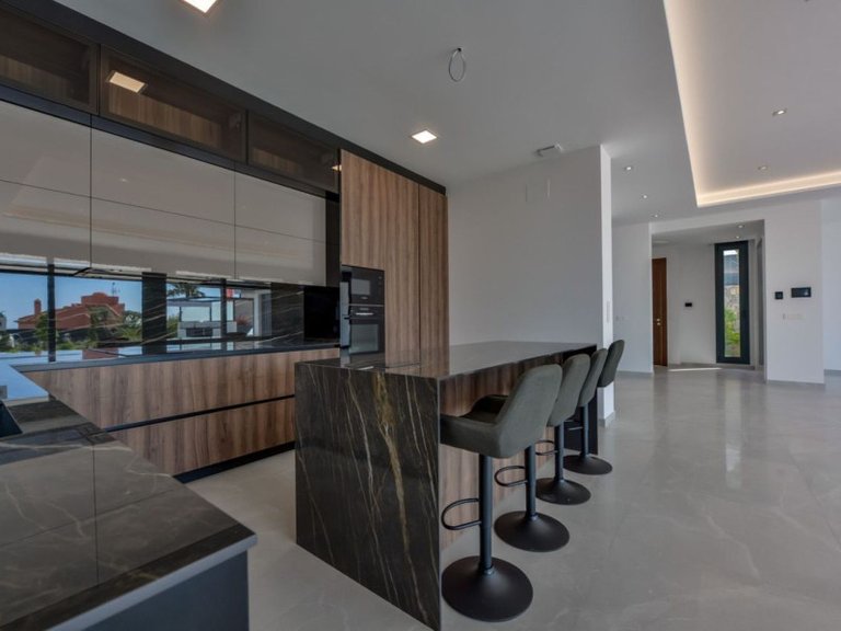 Villa for Sale in Finestrat, Alicante 11
