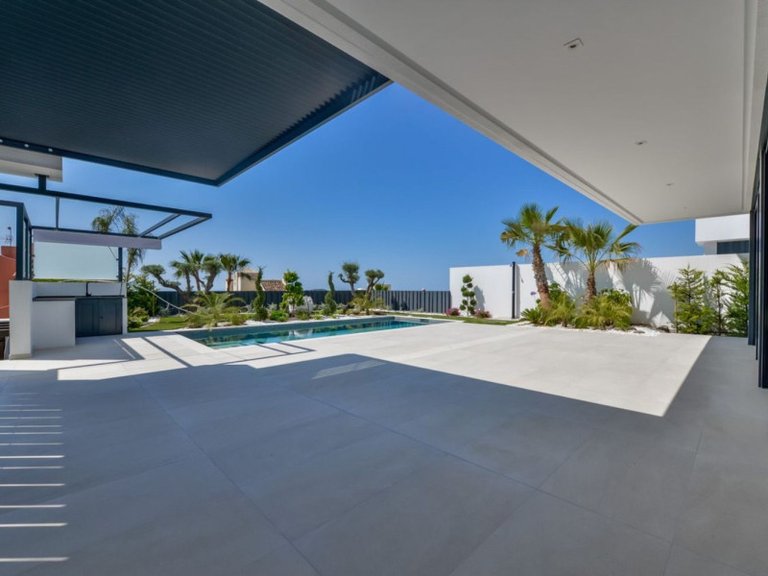 Villa for Sale in Finestrat, Alicante 12