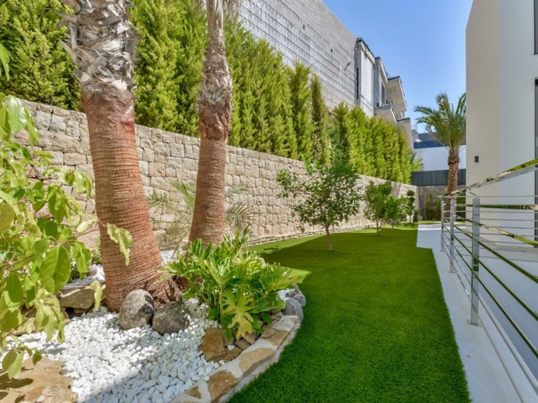 Villa for Sale in Finestrat, Alicante 15