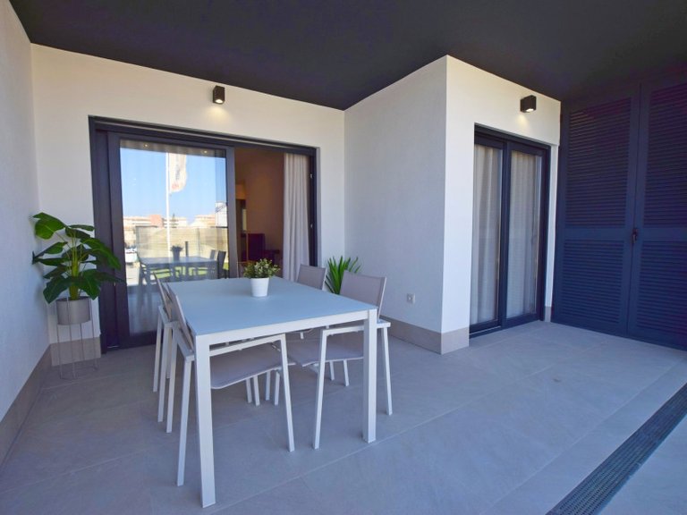 Apartment for Sale in Torrevieja, Alicante 30