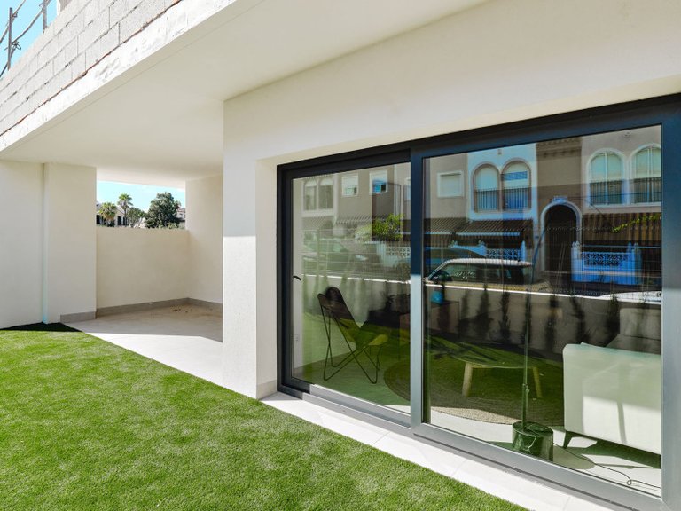 Villa for Sale in Torrevieja, Alicante 4