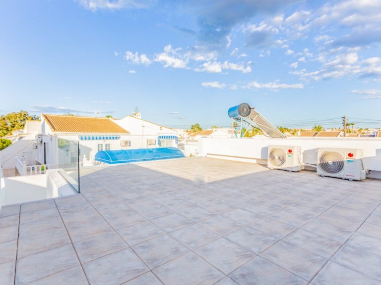 Villa for Sale in Torrevieja, Alicante 12