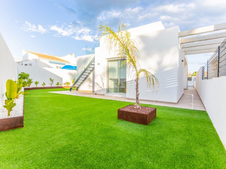Villa for Sale in Torrevieja, Alicante 13