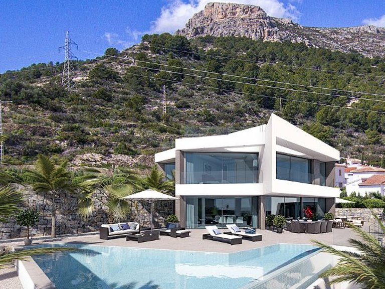 Villa for Sale in Calpe, Alicante 3