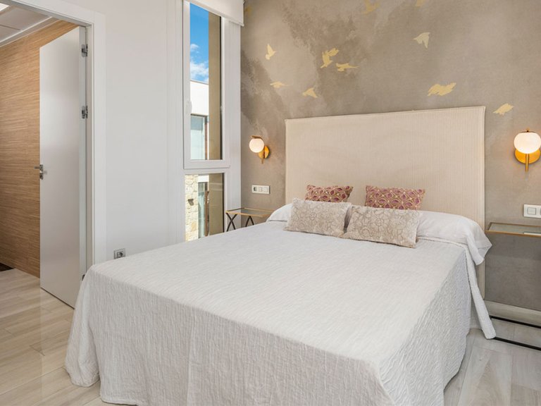 Villa for Sale in Los Montesinos, Alicante 10