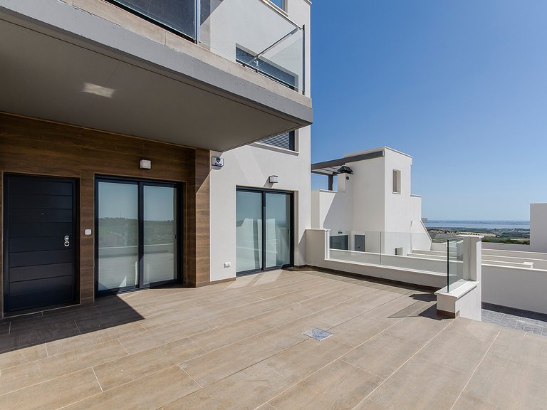 Villa for Sale in San Miguel De Salinas, Alicante 4