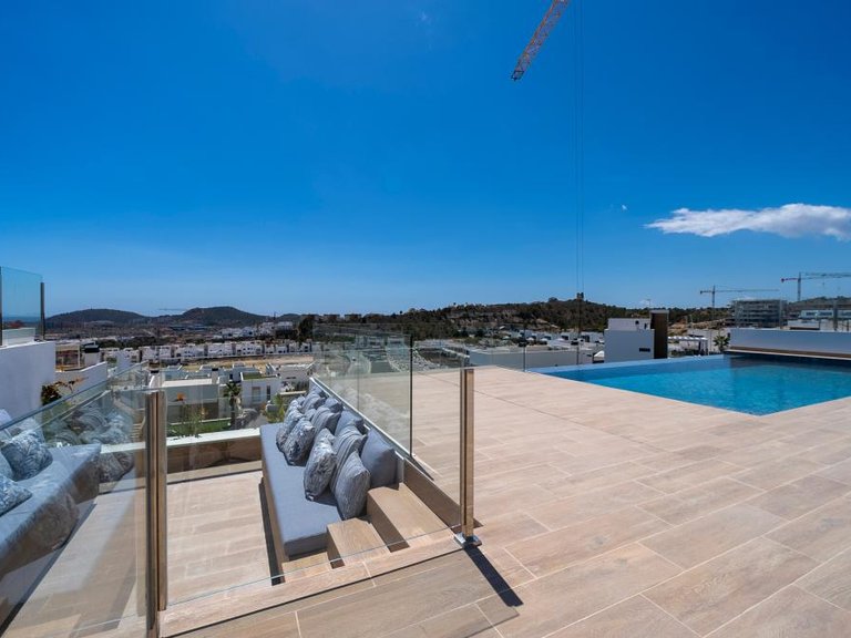 Villa for Sale in Finestrat, Alicante 4