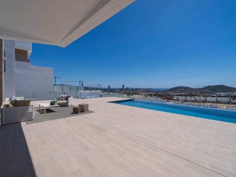 Villa for Sale in Finestrat, Alicante 7