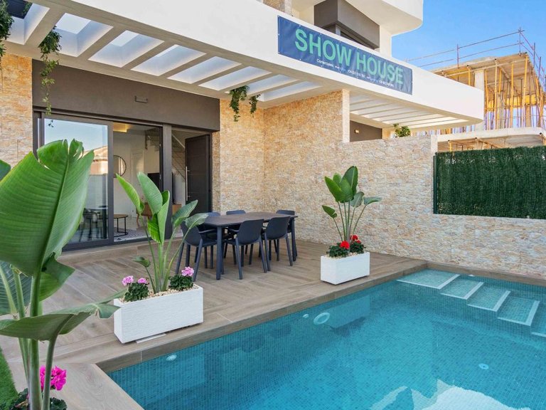 Villa for Sale in Los Montesinos, Alicante 14