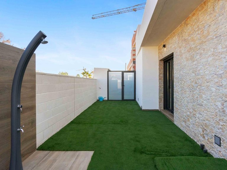 Villa for Sale in Los Montesinos, Alicante 15