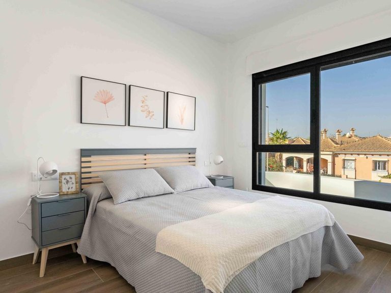 Villa for Sale in Los Montesinos, Alicante 37