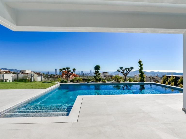 Villa for Sale in Finestrat, Alicante 22