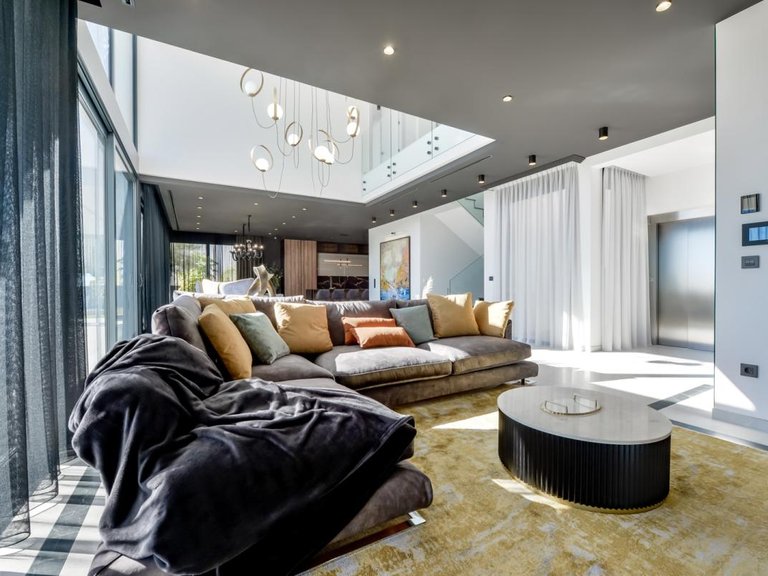 Villa for Sale in Finestrat, Alicante 32