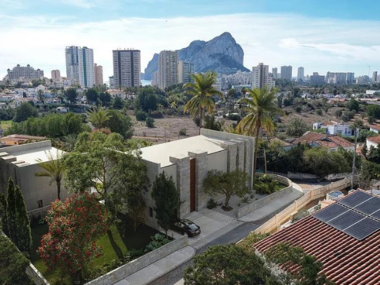 Villa for Sale in Calpe, Alicante 5