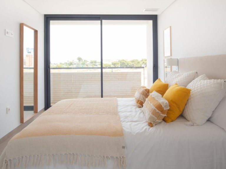 Villa for Sale in Orihuela Costa, - 9