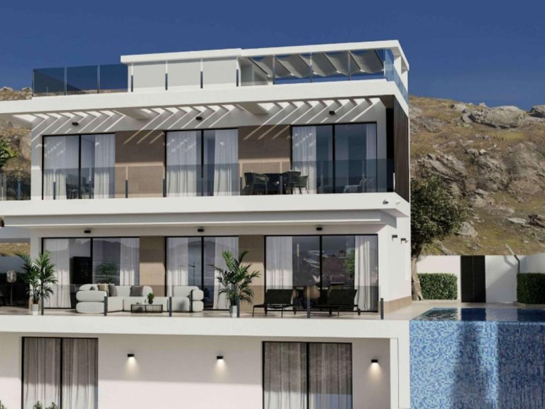 Villa for Sale in Finestrat, Alicante 1