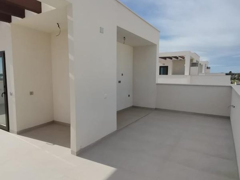 Villa for Sale in Rojales, Alicante 3